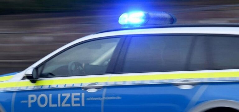 Warnemünde: Berlinerin attackiert Menschen und Tiere mit Pfefferspray – Polizeieinsatz!