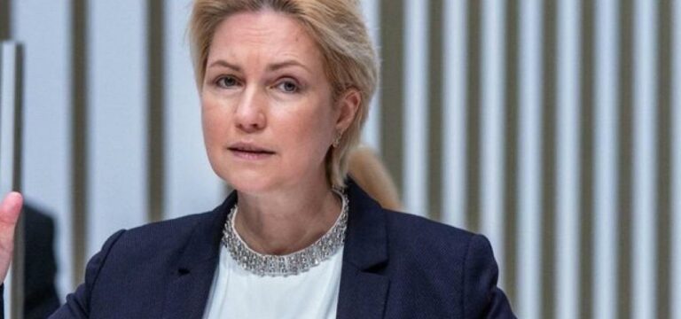 Herausforderung Winterferien: Schwesig dankt Schülern