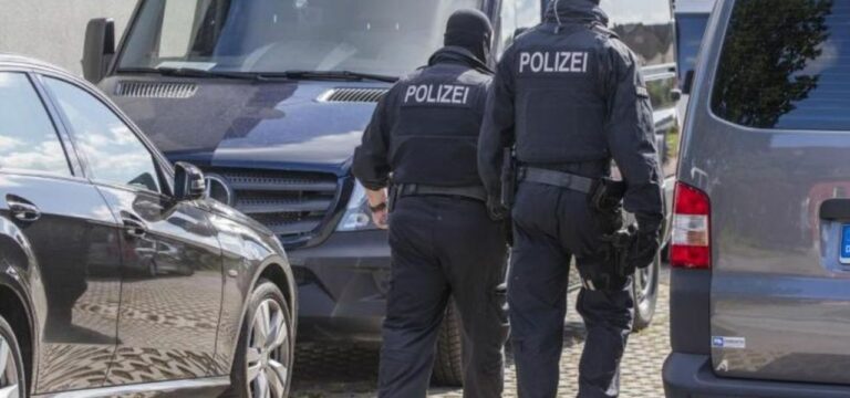 Verdacht auf Kinderpornografie: Razzia in Wohnung von 32-jährigem Mann