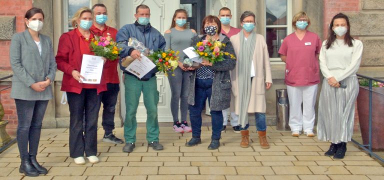 Mitarbeiter des Jahres im Hospiz Schloss Bernstorf ausgezeichnet