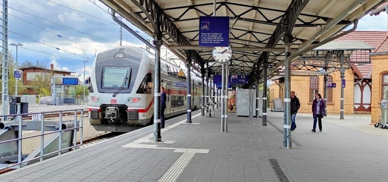 Bahnstrecke Berlin-Rostock eine Woche gesperrt