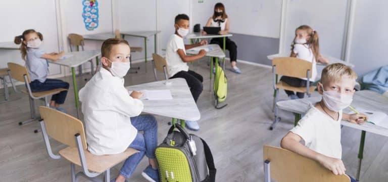 Pauken in der Pandemie: Schulstart in drei Bundesländern