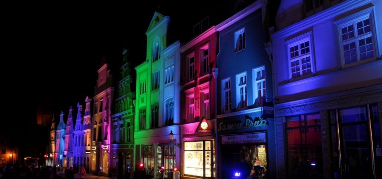 Wismar: “15. Novemberlichter” der Stadtwerke zaubern Lichtpunkte in die Stadt