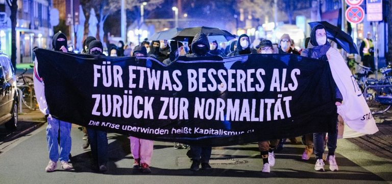 Ermittlungen nach Protesten gegen Corona-Maßnahmen in MV