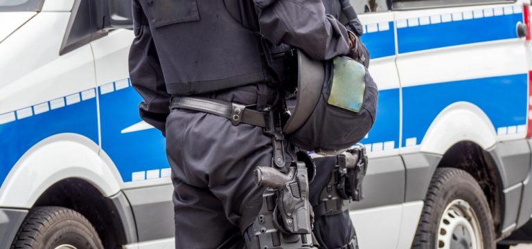 Stralsund: Haftbefehl gegen 33-Jährigen nach Messerattacke