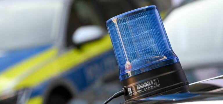 33-Jähriger nach Verfolgungsfahrt verhaftet: Drogen gefunden