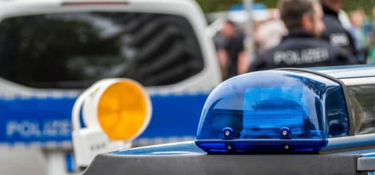 Vier Verletzte nach Auseinandersetzung im Rostocker Warnowpark