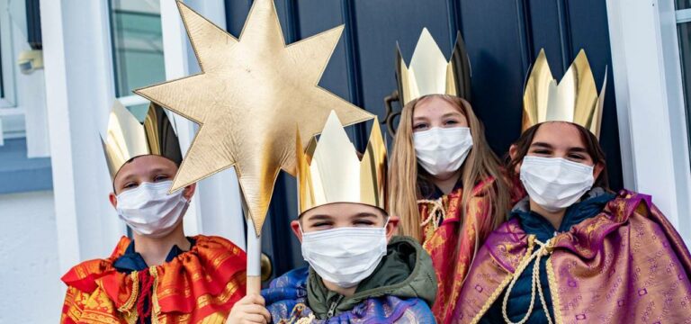 Brauchtum: 2000 Kinder ziehen als Sternsinger durch den Norden