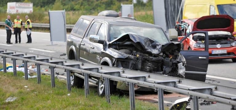 Polizei nimmt fast 130 Verkehrsunfälle pro Tag auf