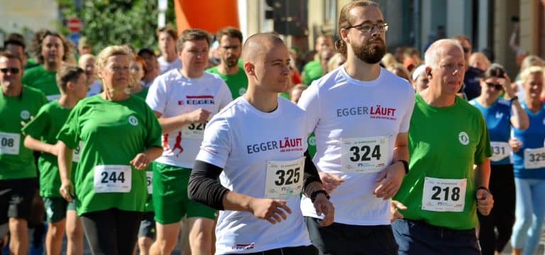 Wismar: Schwedenlauf, Kubb-Turnier und Schwedenkopfregatta