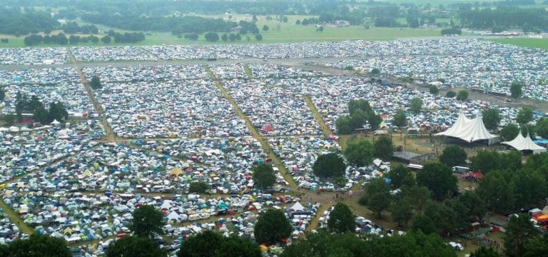 Zeitweise mehr als 80.000 Besucher beim Fusion-Festival