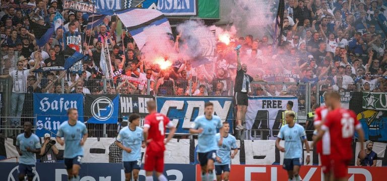 HSV-Fans mit schweren Vorwürfen: Klubs sprechen zu angeblichen Kontrollen im Intimbereich