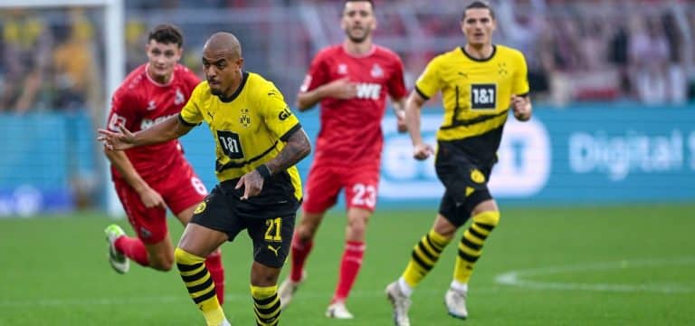 Borussia Dortmund quält sich glücklich in die neue Saison