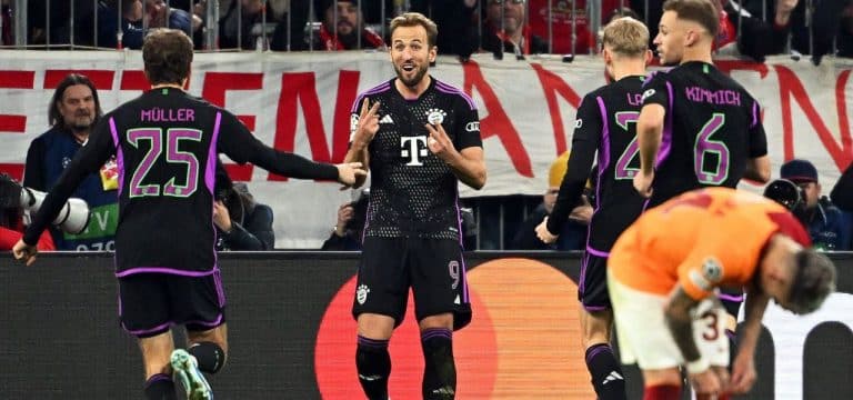 Harry Kane erlöst den FC Bayern, VAR sorgt für Kuriosum