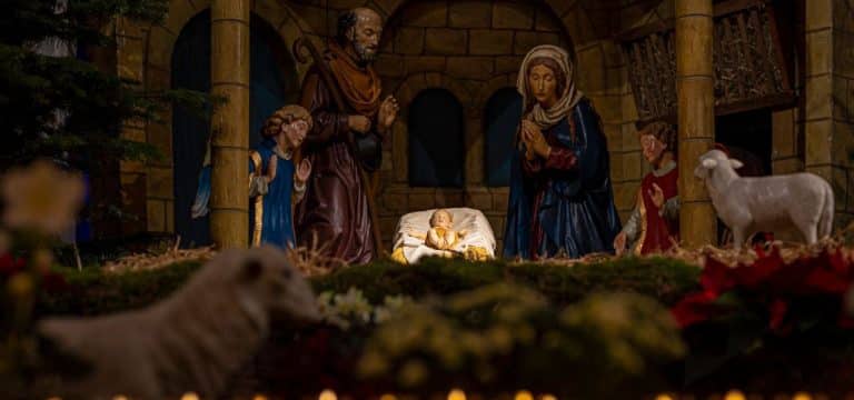 Kirchen in Mecklenburg-Vorpommern laden zu weihnachtlichen Gottesdiensten