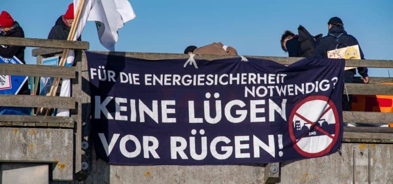 LNG-Arbeiten wegen Eilverfahren gestoppt