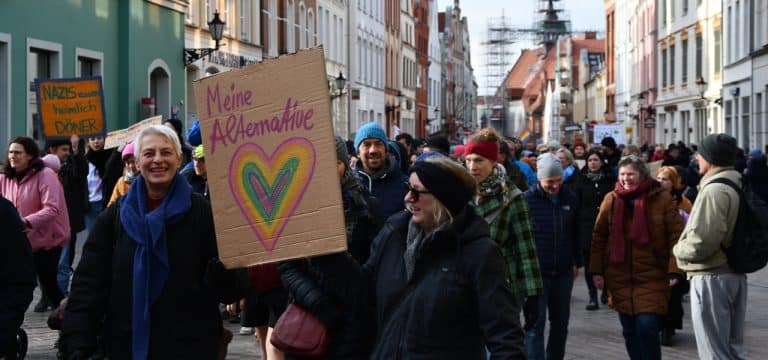 Mehrere Demos gegen Rechtsextremismus am Wochenende in MV