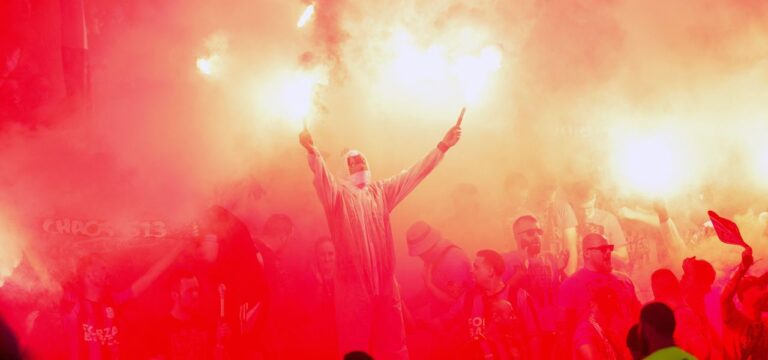 UEFA darf bei DFB-Spiel zündeln: Behörde erlaubt Pyro-Show bei EM-Auftakt