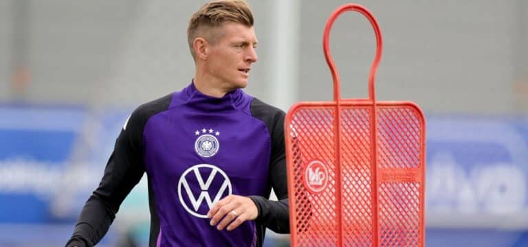 Der Traum vom “kitschigen” Ende: DFB-Elf begibt sich in Kroos’ königliche Hände