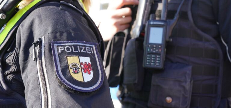 „Rassistische Motive“: Jugendliche greifen ghanaische Mädchen in Grevesmühlen an