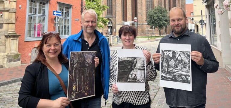 Wismar: Kunstdrucke von Hasse-Werken im Museumsladen und im Stadtarchiv