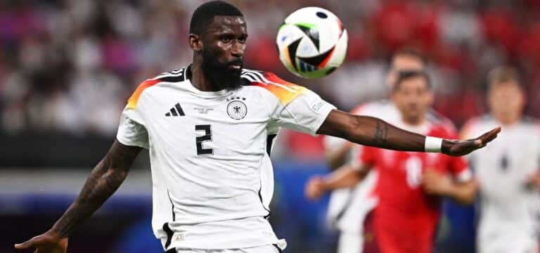 Diagnose da, Sorgen beim DFB: Abwehrchef Rüdiger droht im Achtelfinale auszufallen