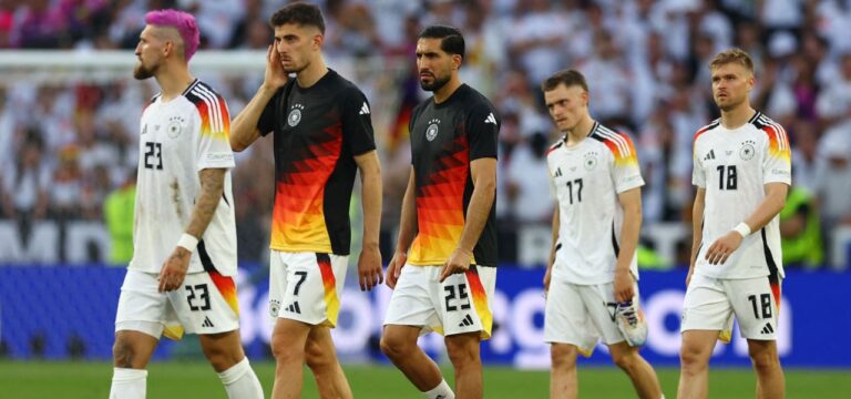 „Geradezu surreal“: Massenhaft Hasskommentare gegen DFB-Team