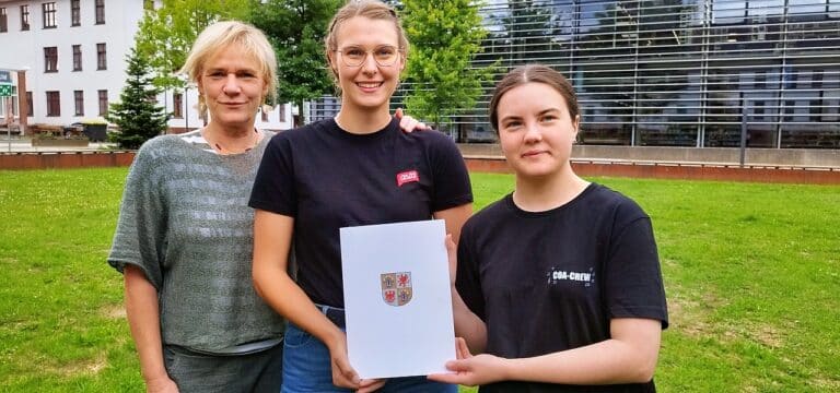 Wismar: Bildungsministerin übergibt Zuwendung an das “Campus Open Air”