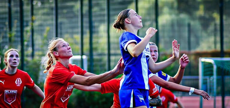 Regionalliga B-Juniorinnen von Hertha BSC schlagen Anker-Frauen zum Abschluss des Trainingslagers