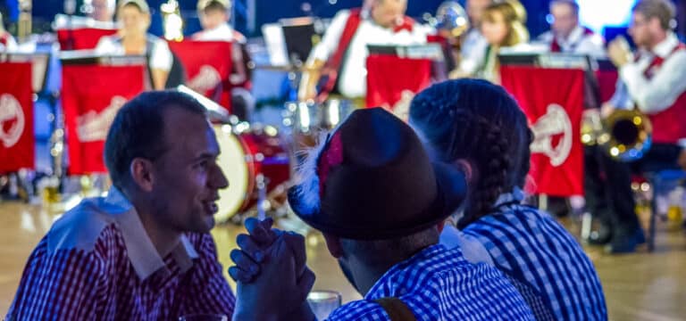 Die tollen Tage beginnen ab Donnerstag: Oktoberfest in der Markthalle Wismar