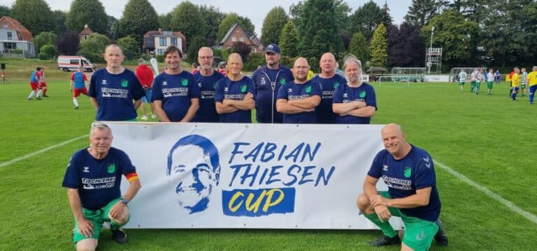 De Fixlöpers des PSV Wismar im legendären „Uwe Seeler Park“ in Malente