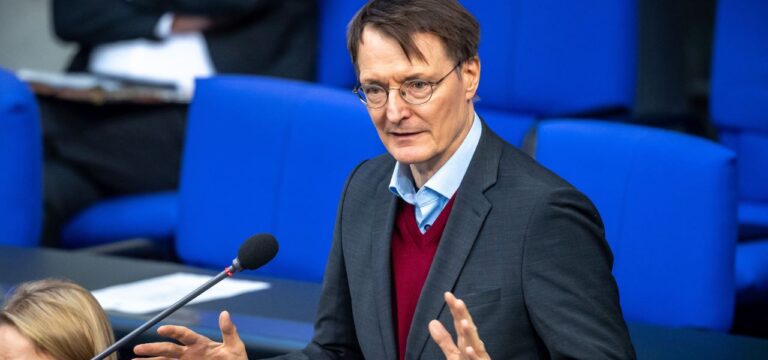 Weniger Häuser, bessere Leistung: Bundestag beschließt Lauterbachs Krankenhausreform