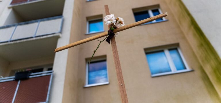 Rostock: Nach Sprung aus Hochhaus – Baby weiter in Lebensgefahr