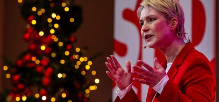 Schwesig stimmt SPD in MV auf engagierten Wahlkampf ein