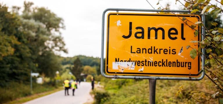 Polizei überprüft Video von Vermummten in Jamel